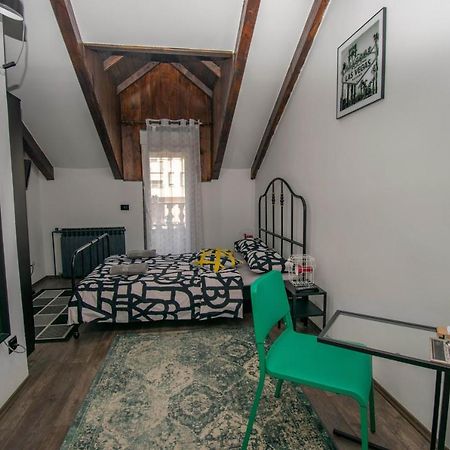 Studio Apartman Dalia Apartment Zagreb Bagian luar foto