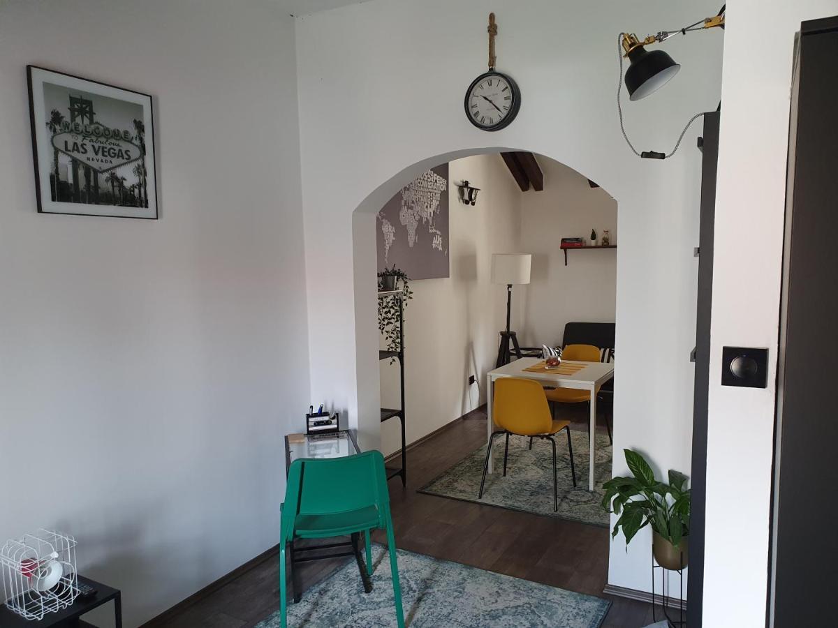 Studio Apartman Dalia Apartment Zagreb Bagian luar foto
