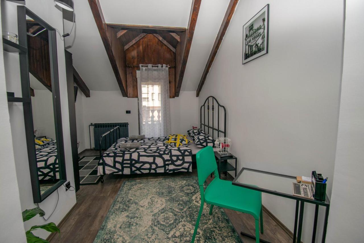 Studio Apartman Dalia Apartment Zagreb Bagian luar foto