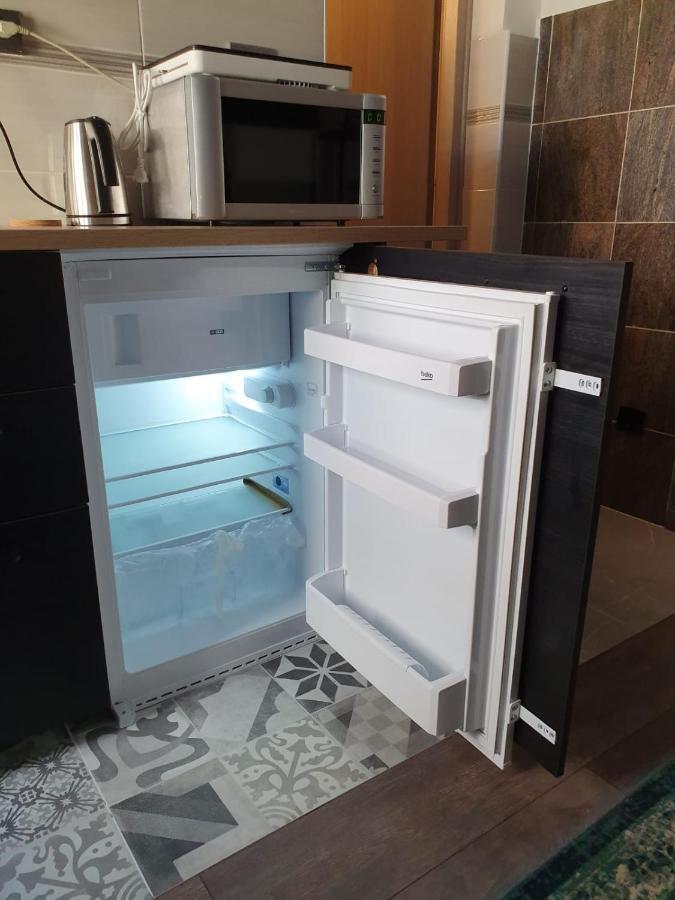 Studio Apartman Dalia Apartment Zagreb Bagian luar foto